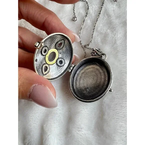 925 Vintage Style Rainbow Flash Moonstone POISON Locket Pendant Necklace - Picture 7 of 12